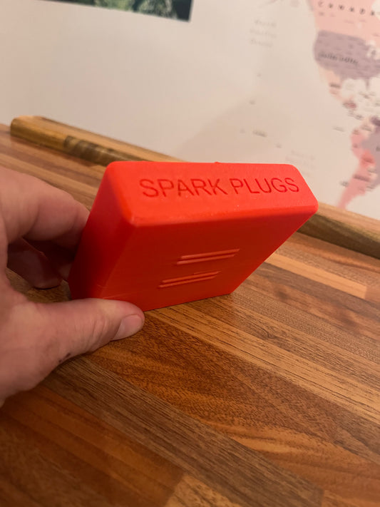 💥 3D Printed Spark Plug Case — Magnetic Closure